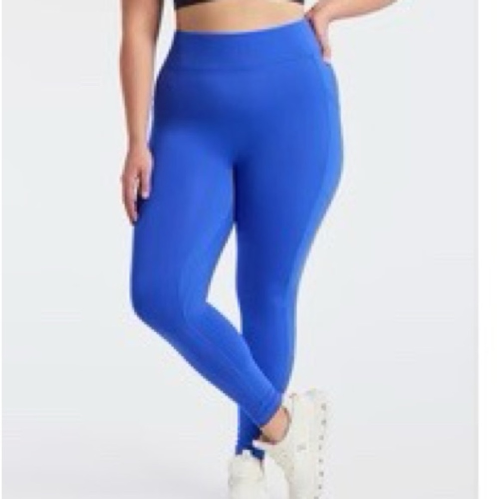 Bandier sport rib mix center stage pocket legging